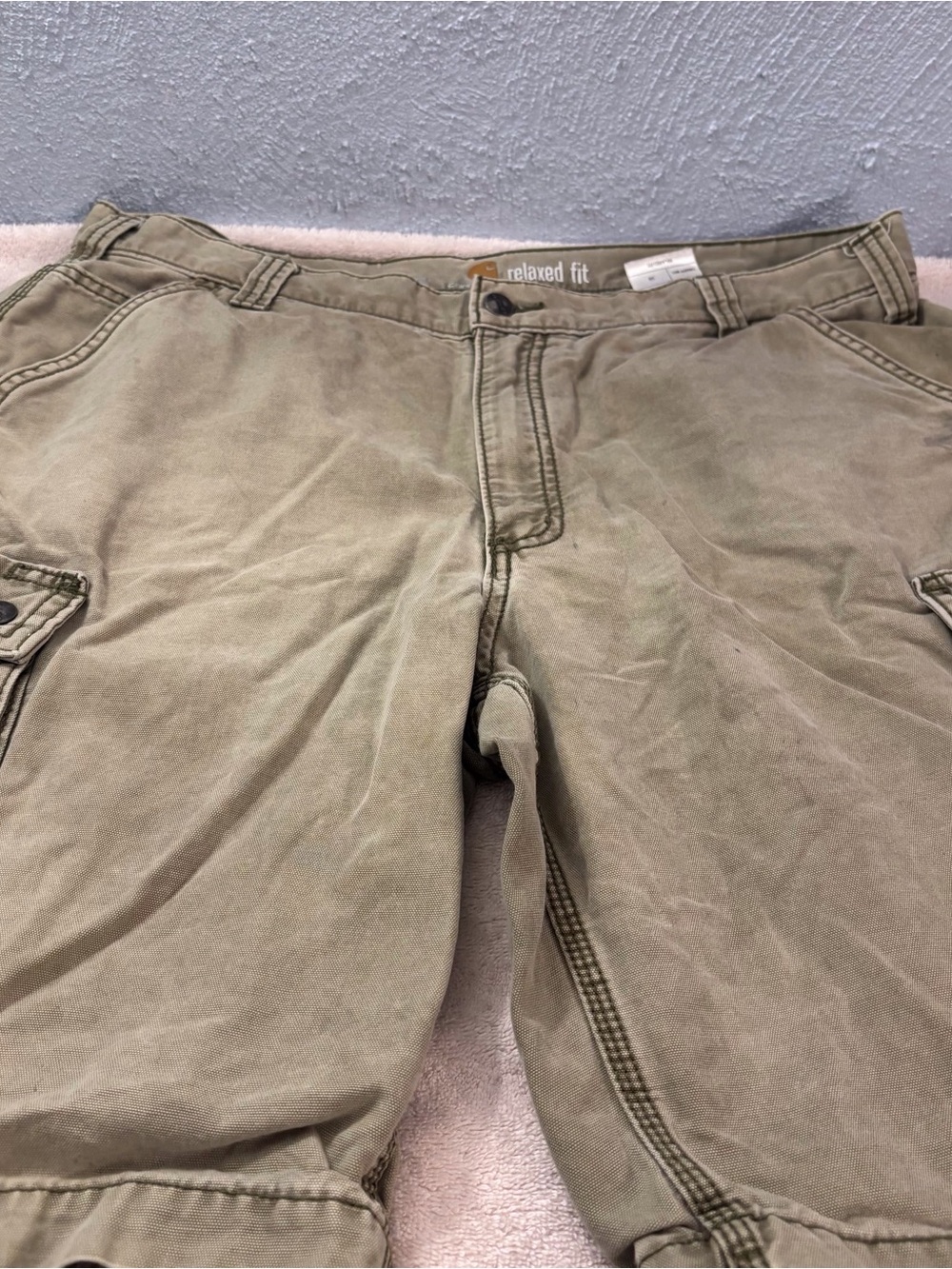 Carhartt Relaxed Fit Cargo Pants Khaki SZ 38 Cargo Pockets Distressed Outdoors